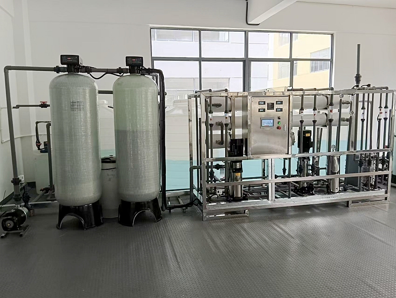 麗水客戶定制2噸超純水設備，安裝調試完成移交客戶使用。(圖3)