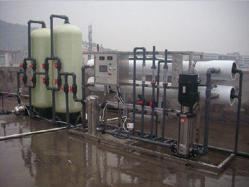 浙江玉環陳嶼電鍍有限公司-4噸電鍍反滲透純水設(圖1)