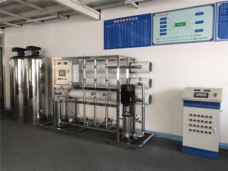 6T/H全不銹鋼純水設備(圖1)